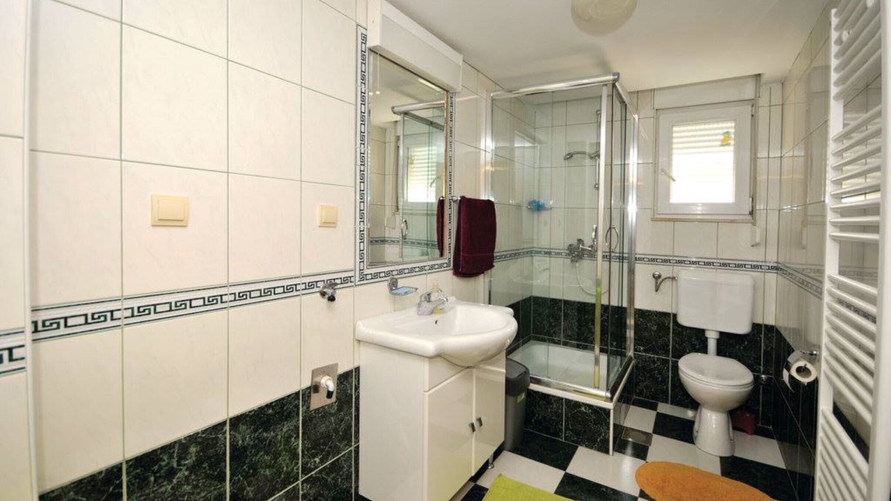 Photo of Bathroom in Rudine