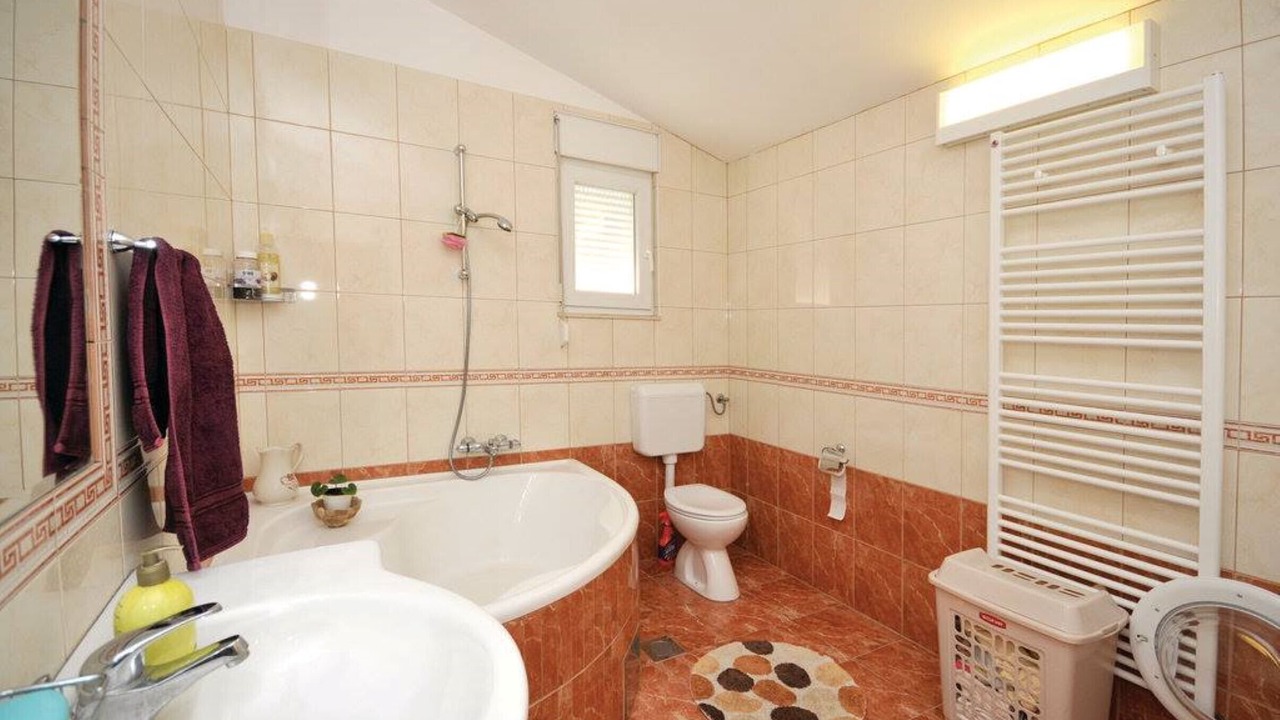 Photo of Bathroom in Rudine