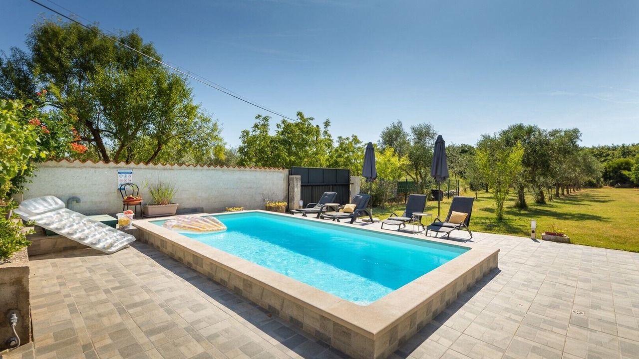 Photo of Outdoor in Gajana