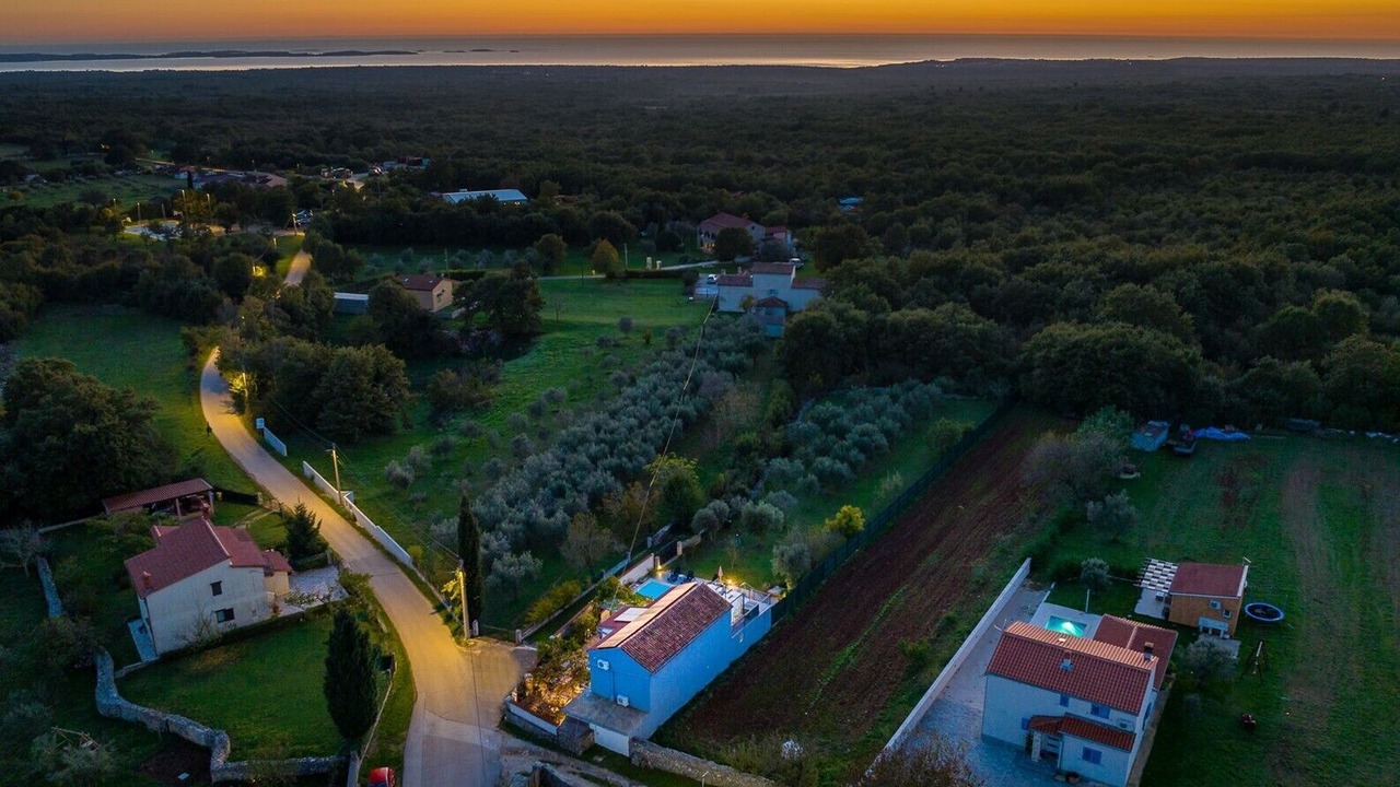 Photo of Outdoor in Gajana