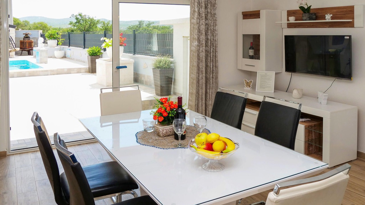 Photo of Bedroom in Marina