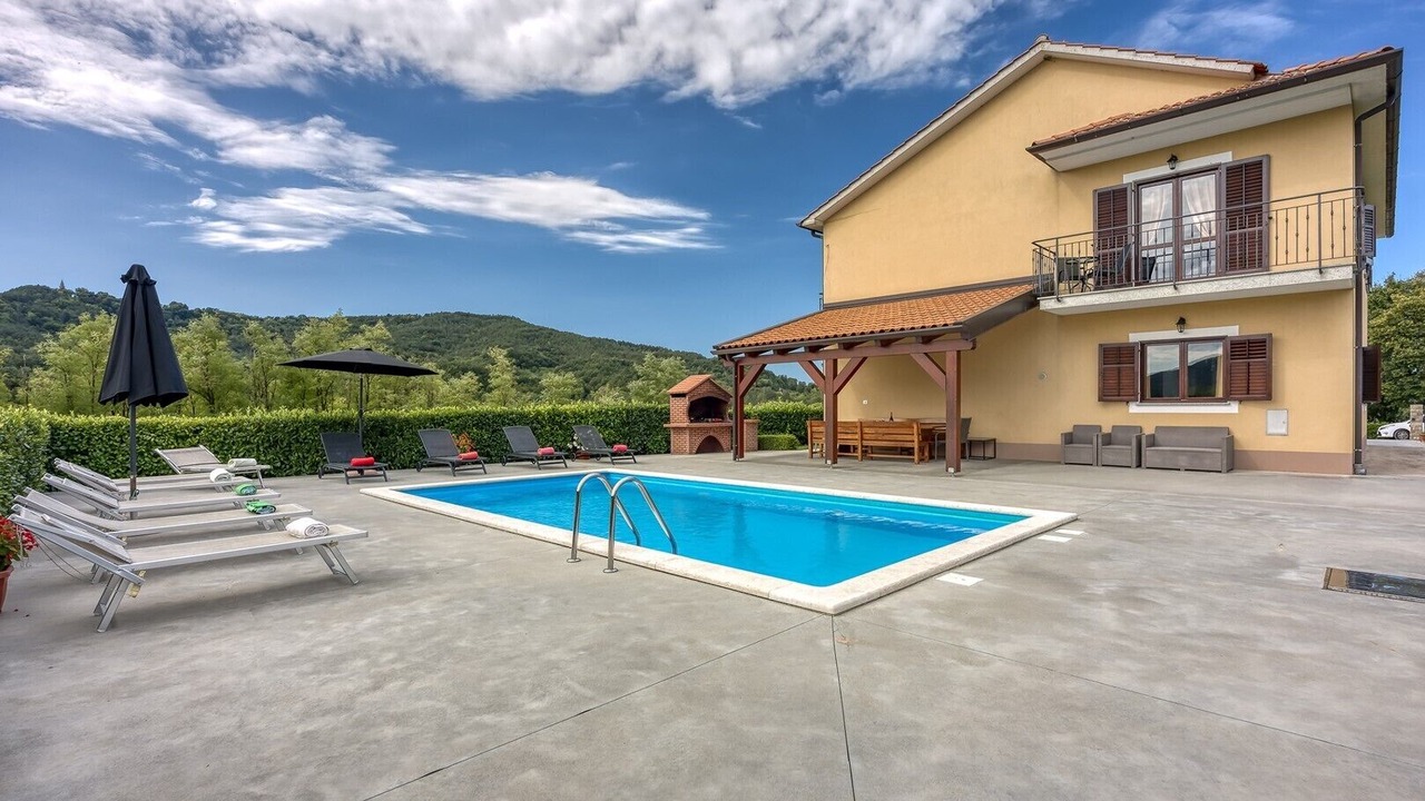 Photo of Outdoor in Pazin