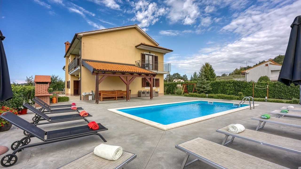 Photo of Outdoor in Pazin