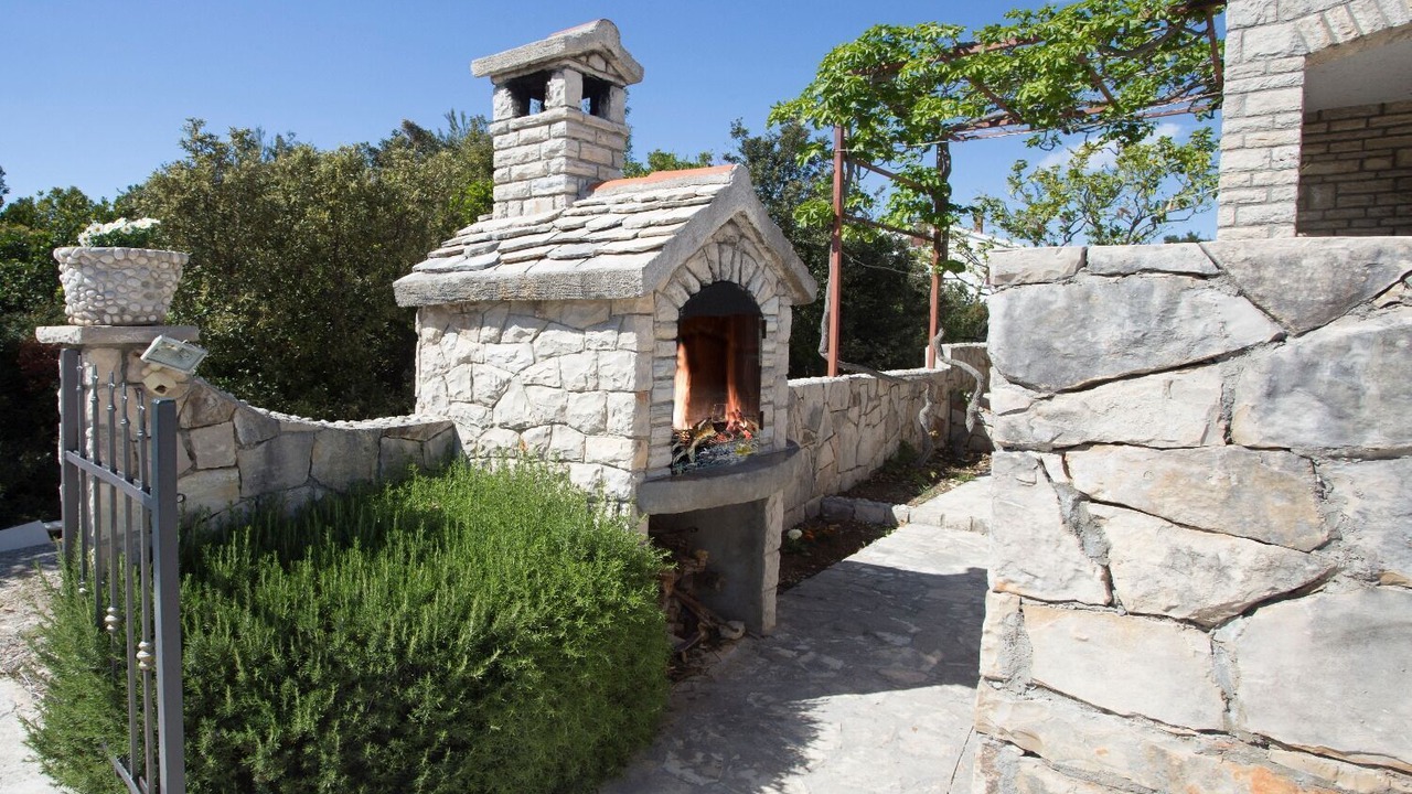 Photo of Outdoor in Maslinica