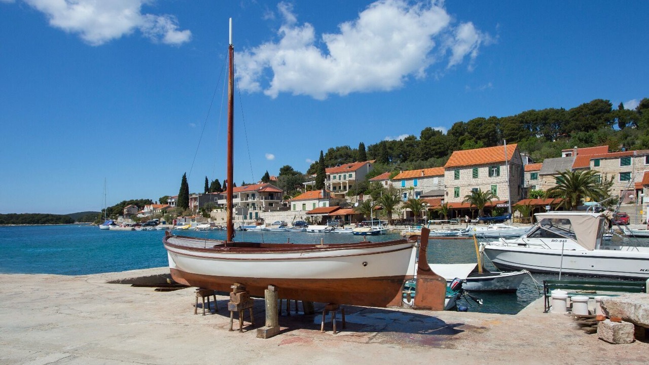 Photo of Others in Maslinica