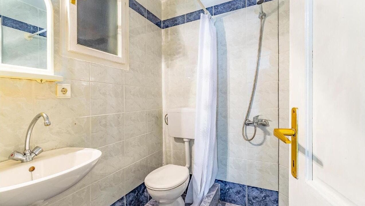 Photo of Bathroom in Kavran