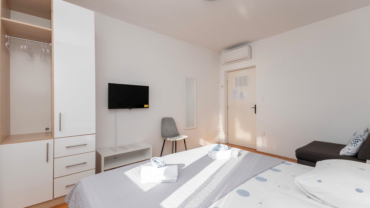 Photo of Bedroom in Borak