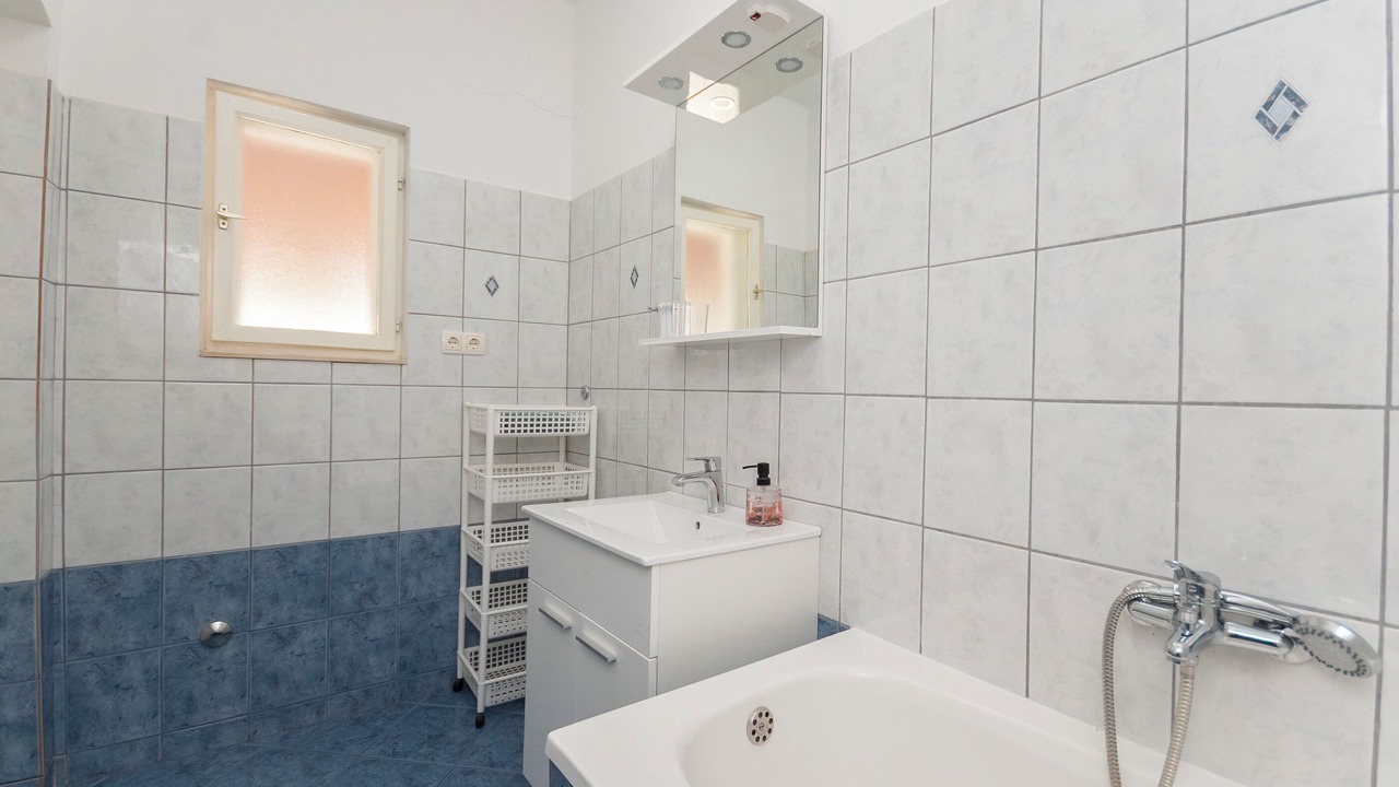 Photo of Bathroom in Borak