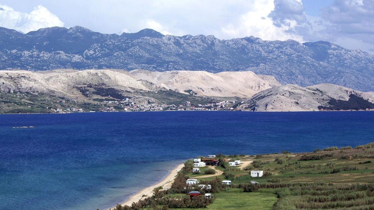 Photo of Others in Metajna
