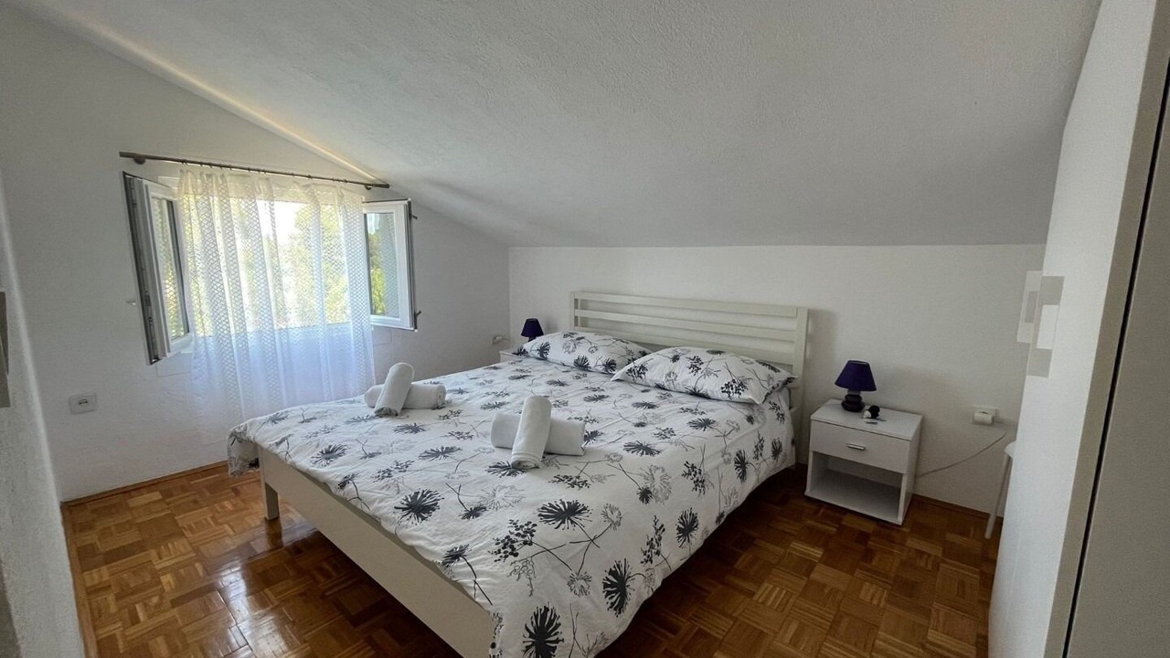 Photo of Bedroom in Maslinica