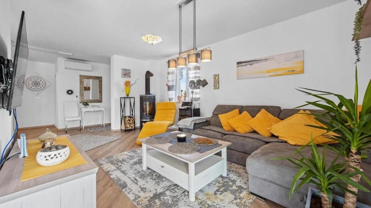 Photo of Livingroom in Buzet