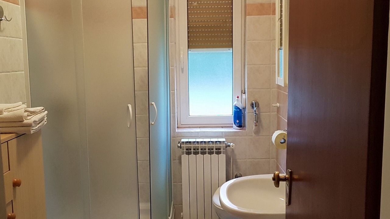 Photo of Bathroom in Pobri