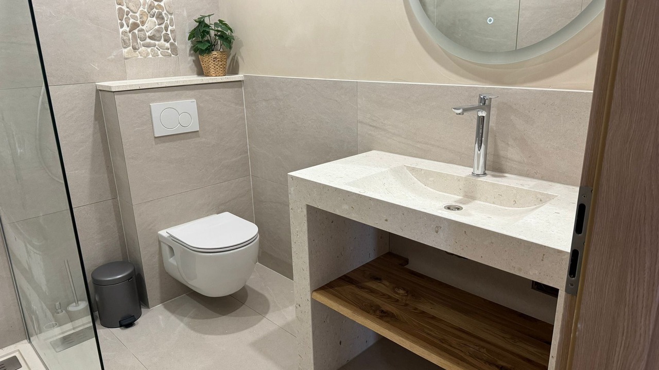Photo of Bathroom in Rogocana