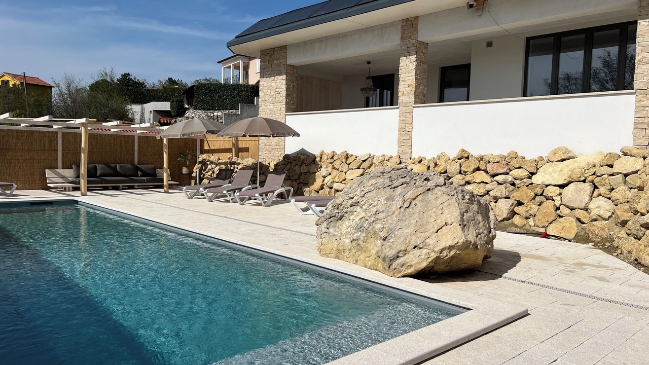 Photo of Outdoor in Rogocana