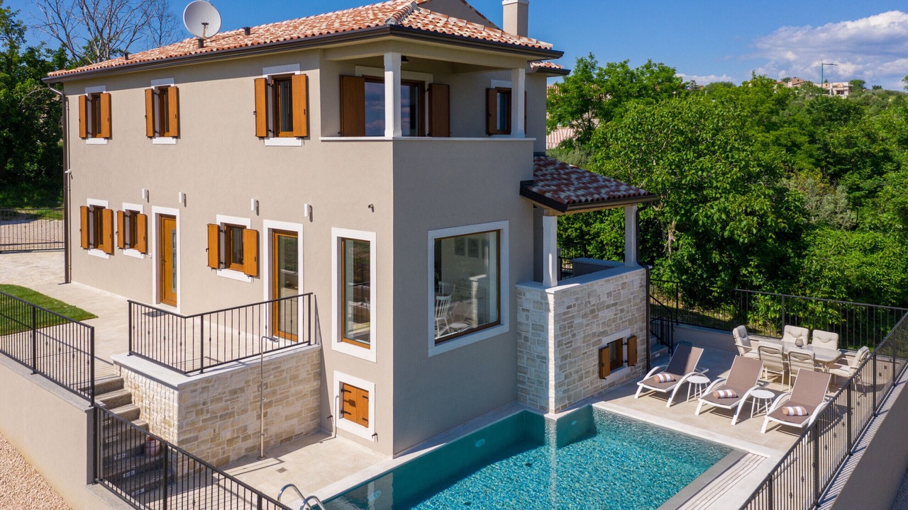 Photo of Outdoor in Baredine