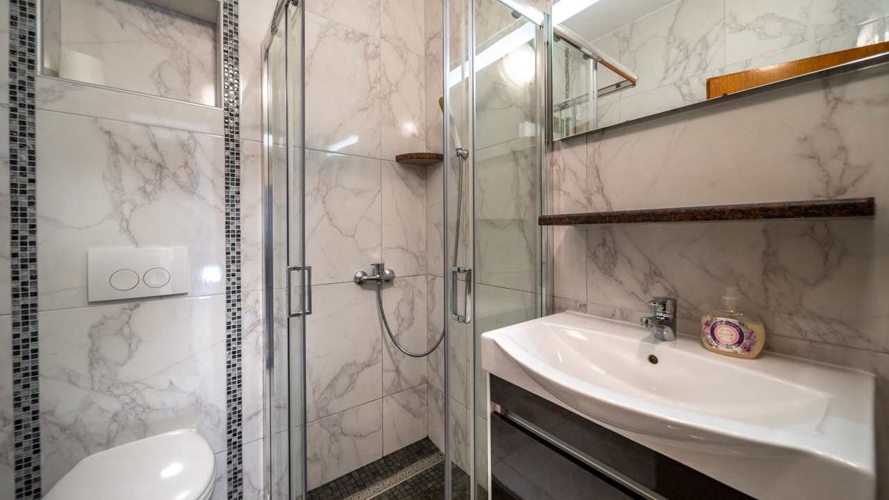 Photo of Bathroom in Kampor