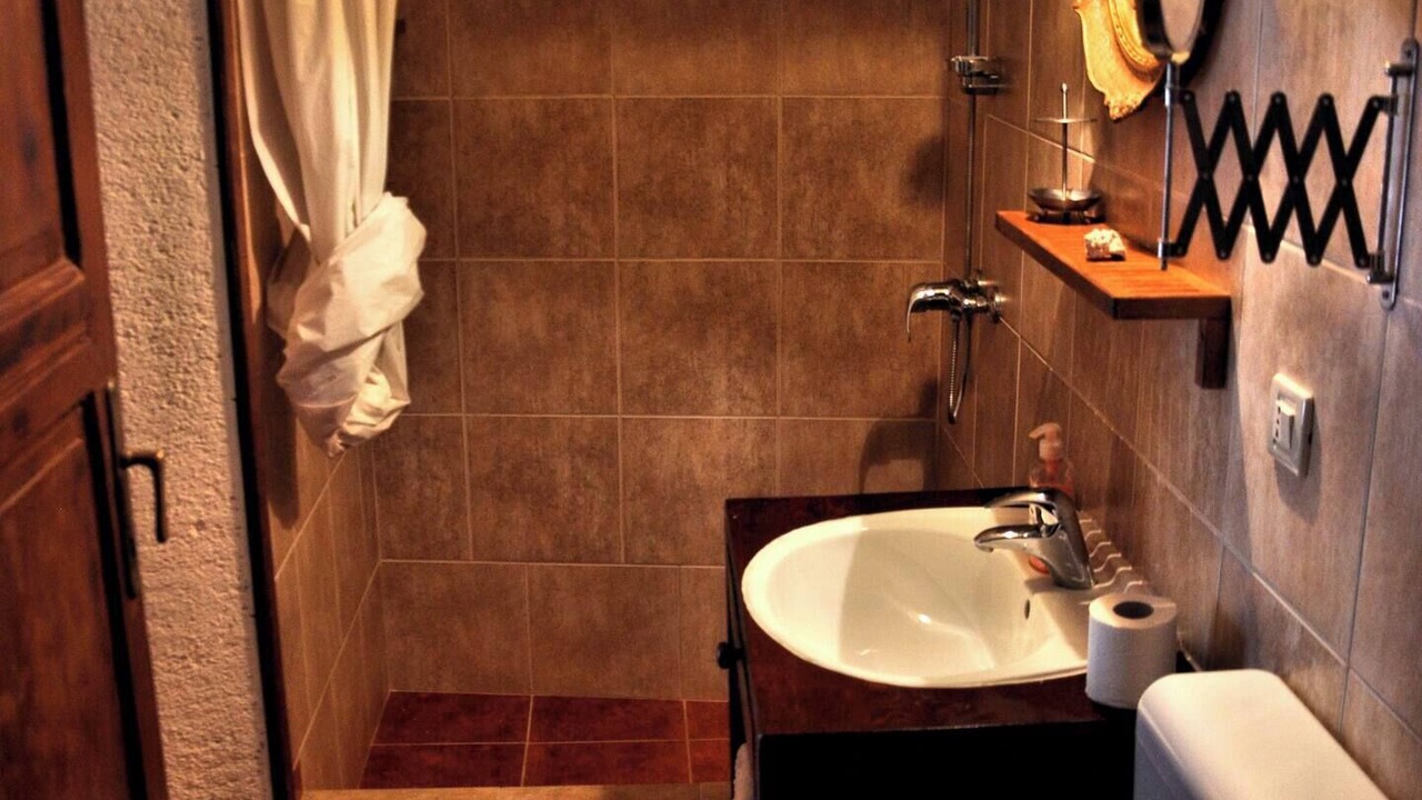 Photo of Bathroom in Grohote