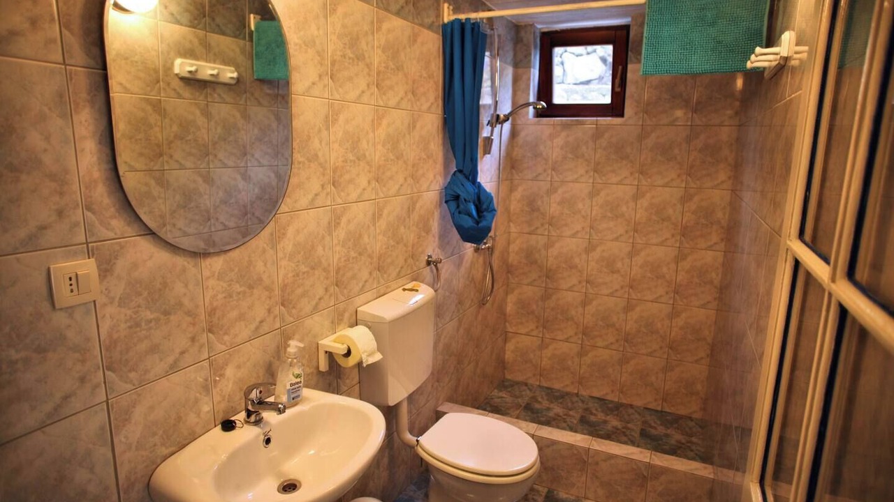 Photo of Bathroom in Grohote