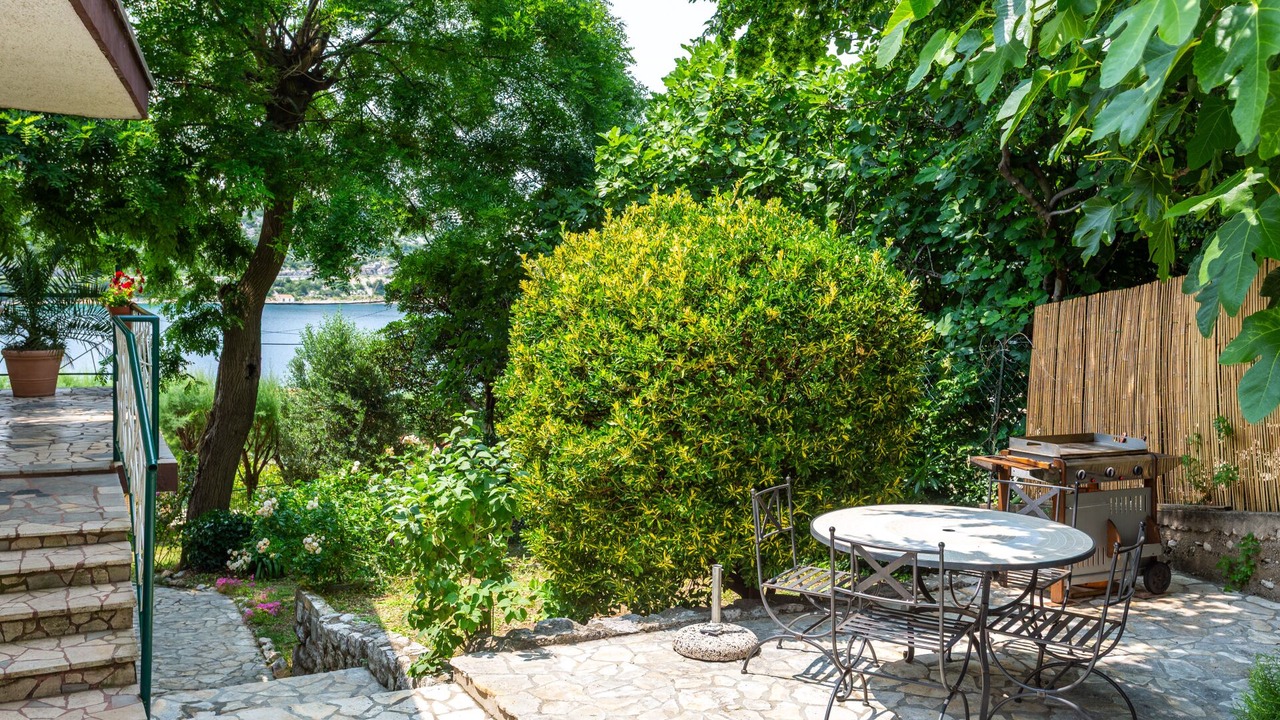 Photo of Outdoor in Bakarac