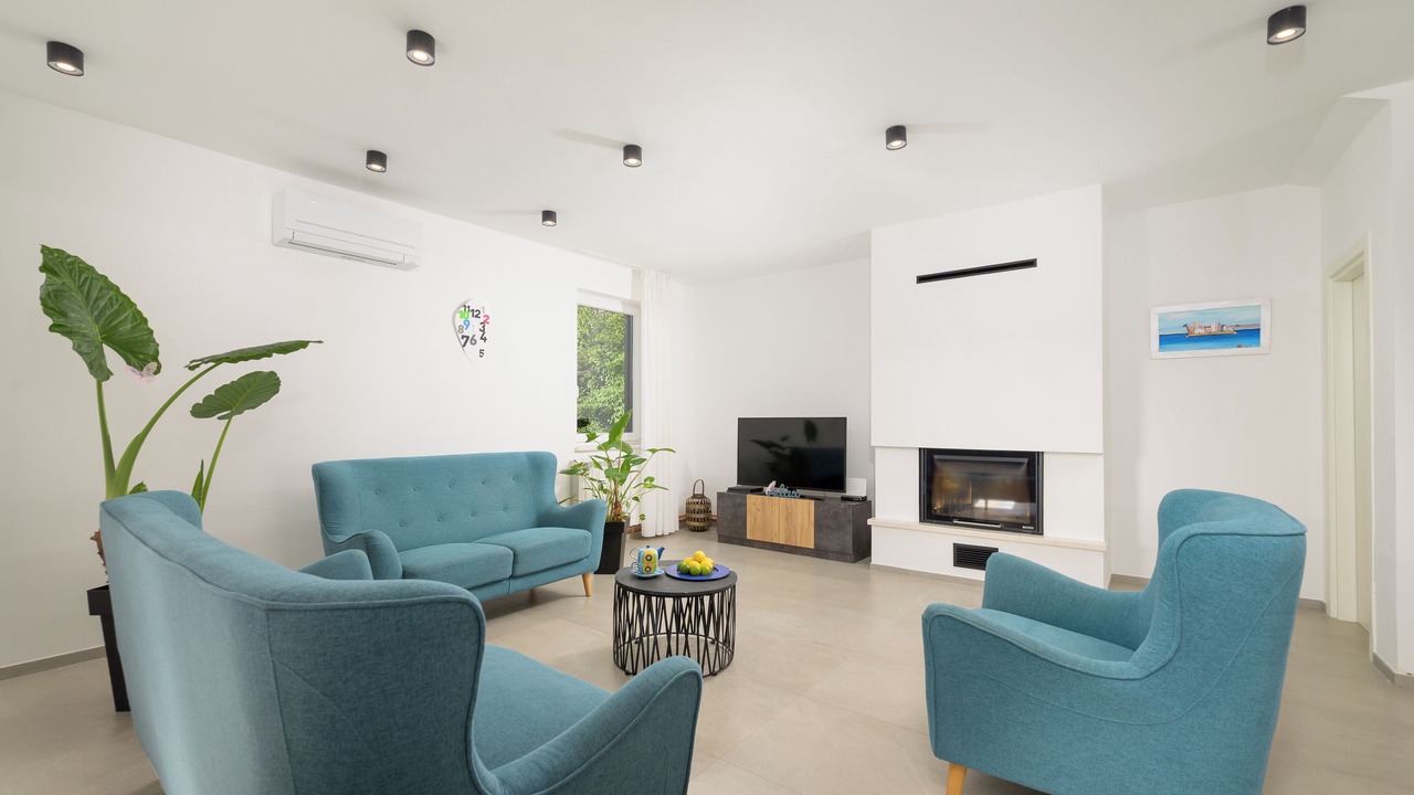 Photo of Livingroom in Manjadvorci