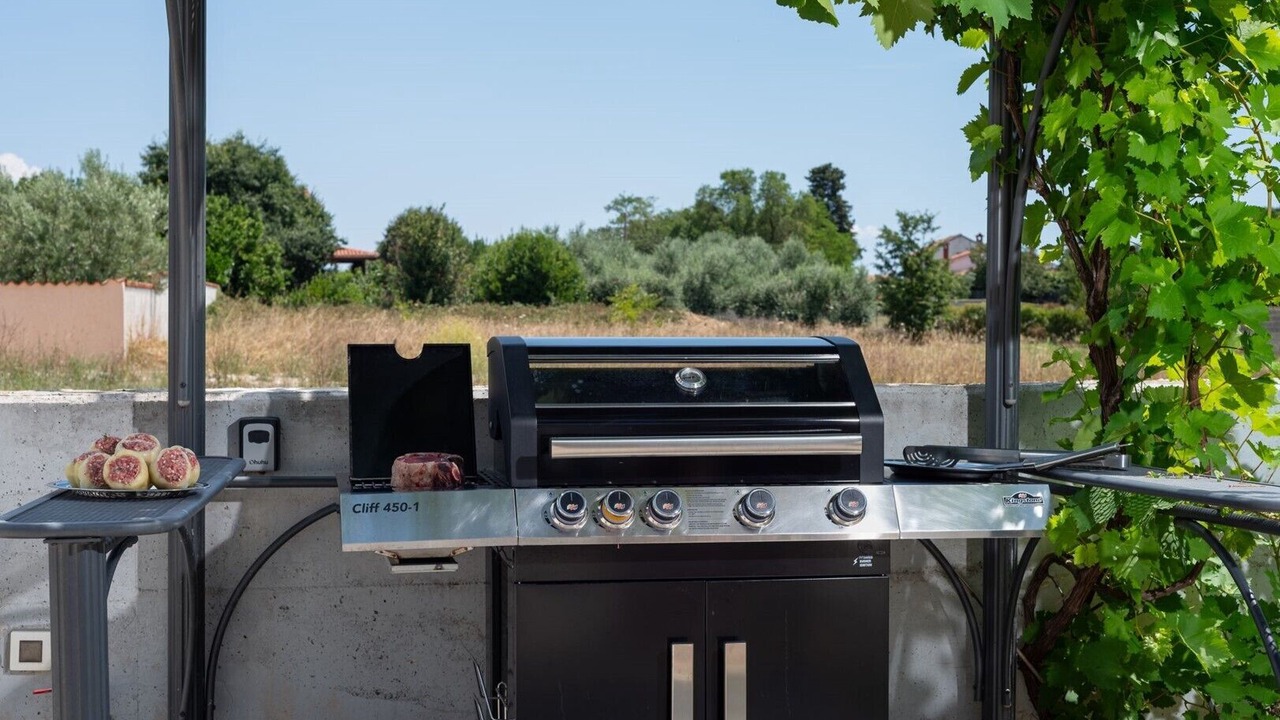 Photo of Outdoor in Loborika