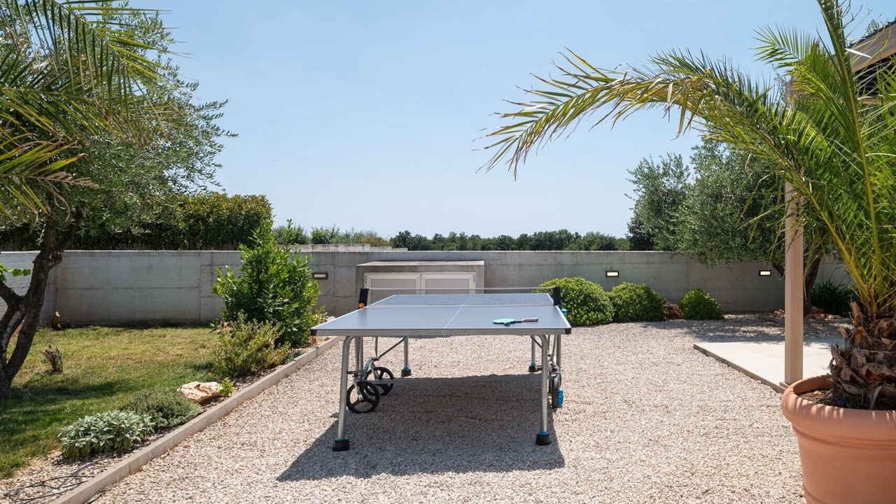 Photo of Patio Balcony in Loborika