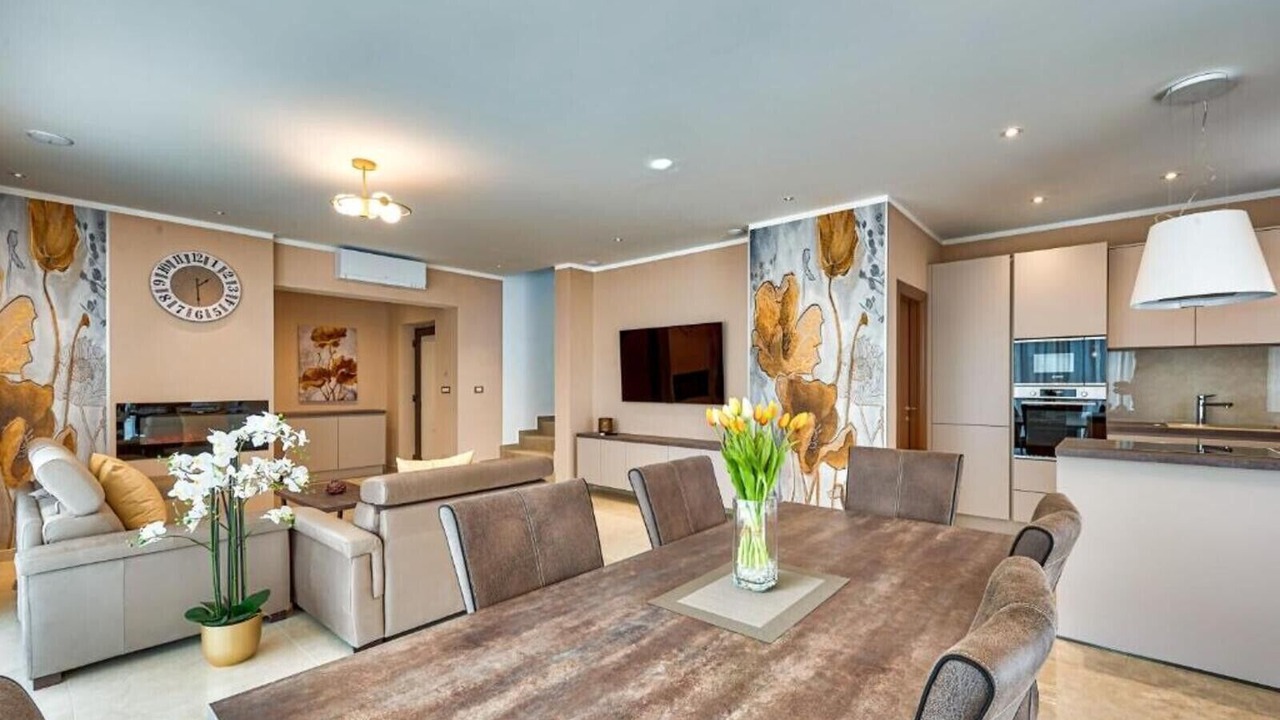 Photo of Livingroom in Brgod