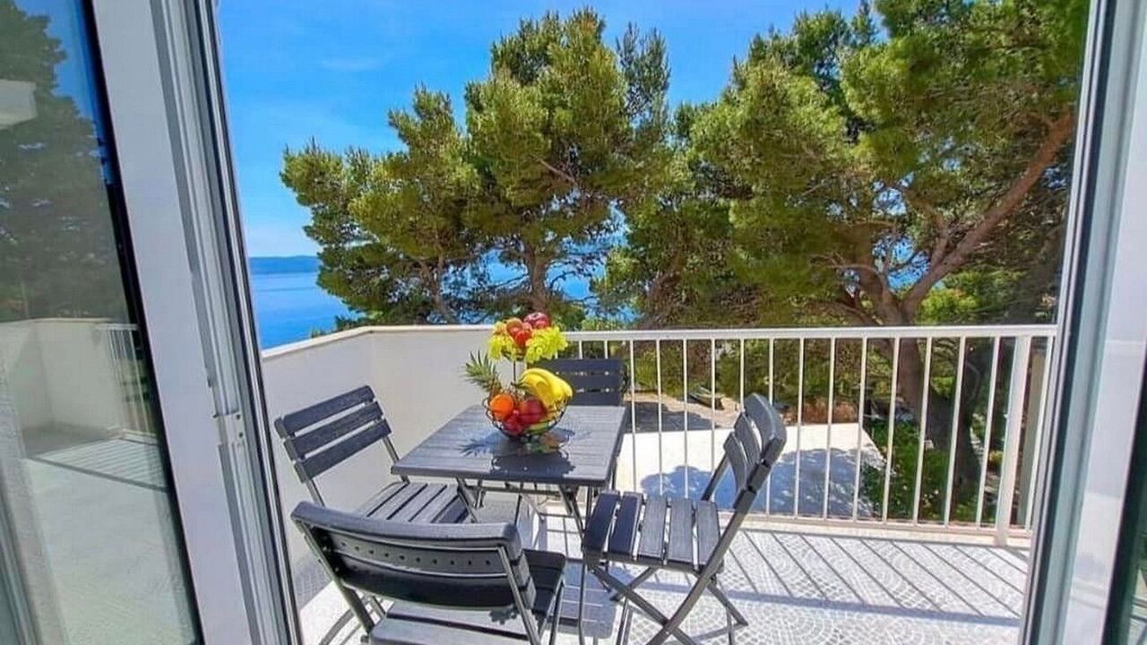 Photo of Outdoor in Medici