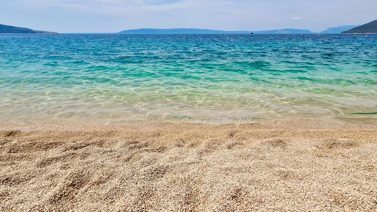 Photo of Others in Cres
