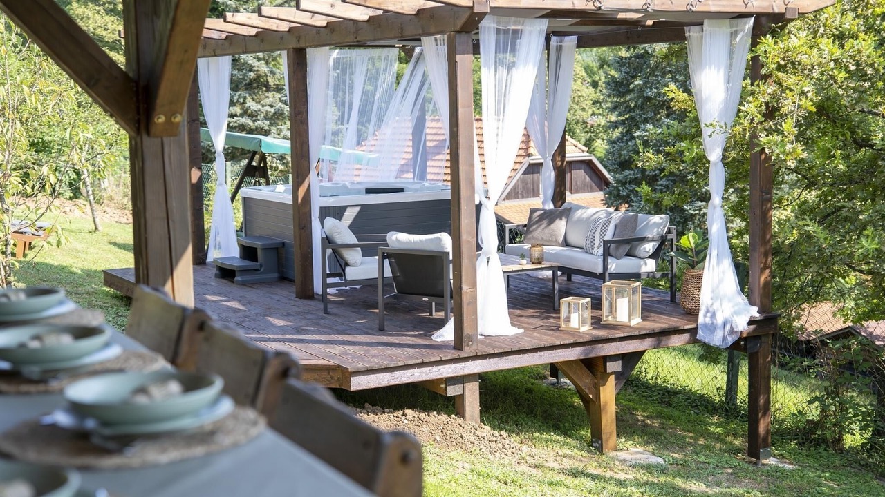 Photo of Outdoor in Netretic