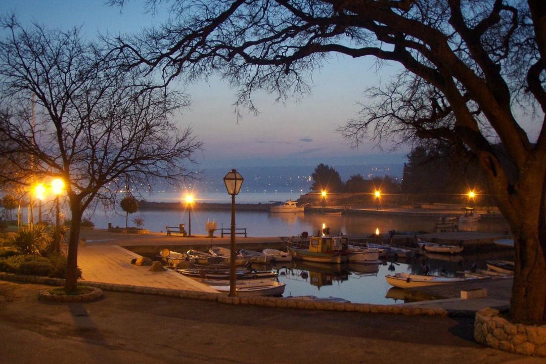 Photo of Others in Porat