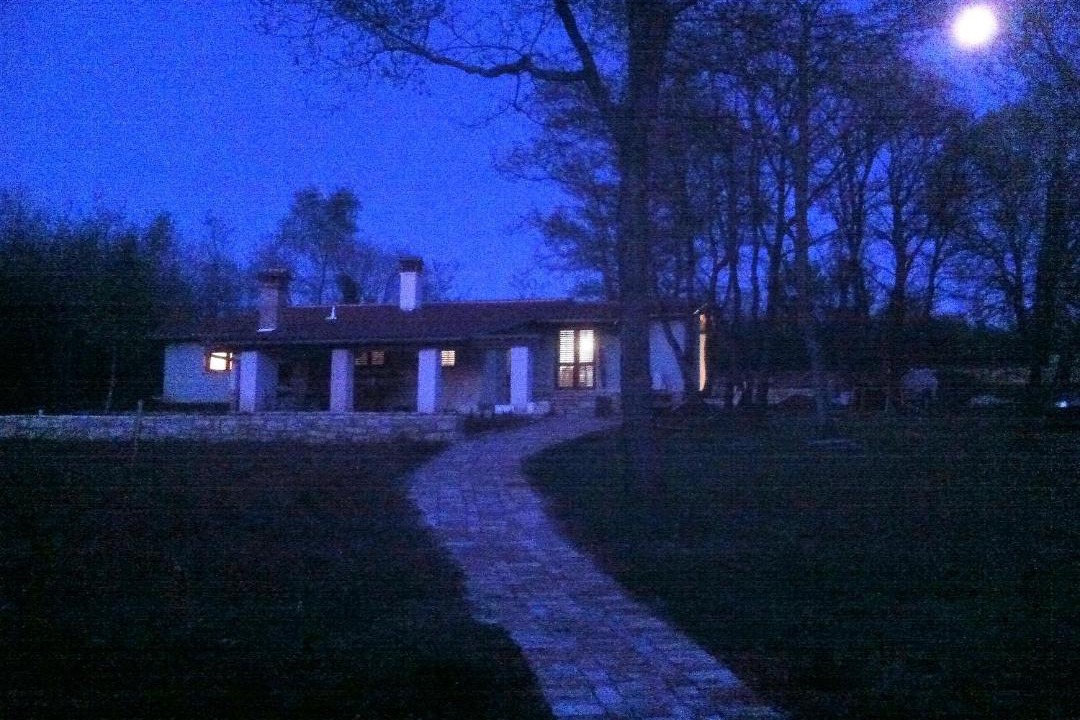 Photo of Buildings in Loborika