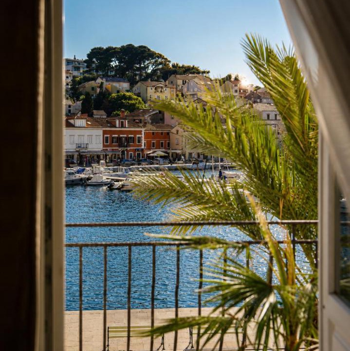 Photo of Patio Balcony in Cove Murtar