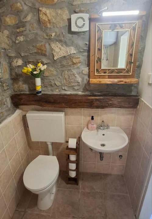 Photo of Bathroom in Buzet
