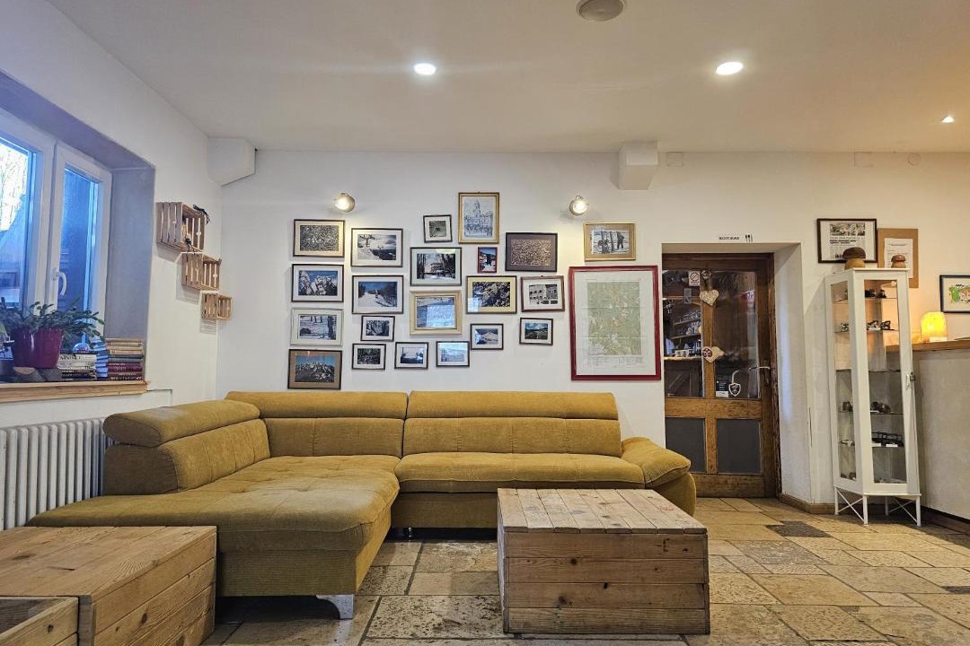 Photo of Livingroom in Platak