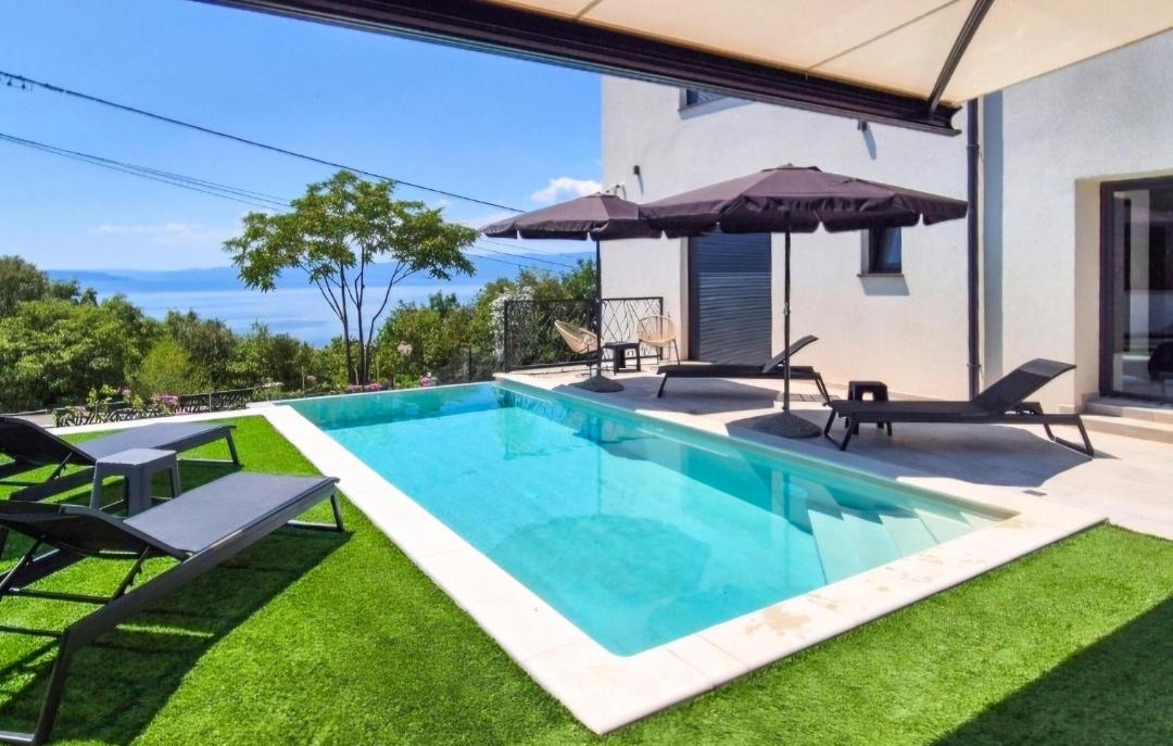 Photo of Others in Rozmanici