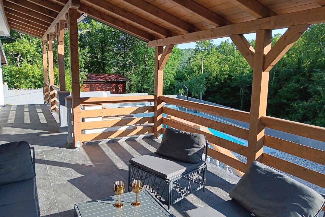 Photo of Patio Balcony in Grizane