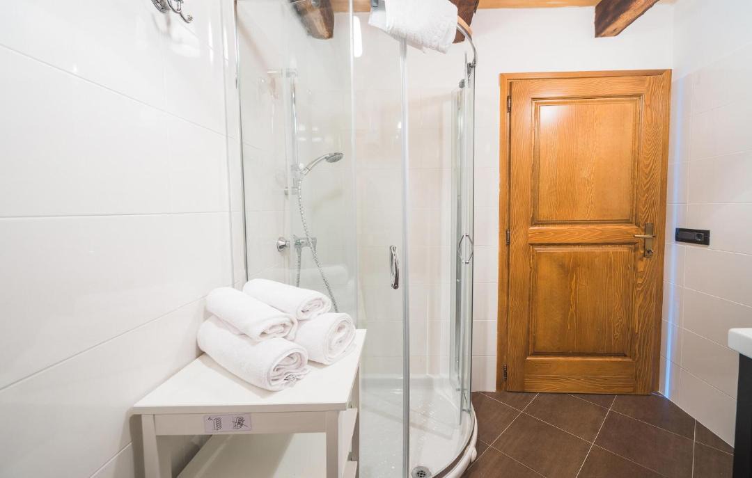 Photo of Bathroom in Oprtalj
