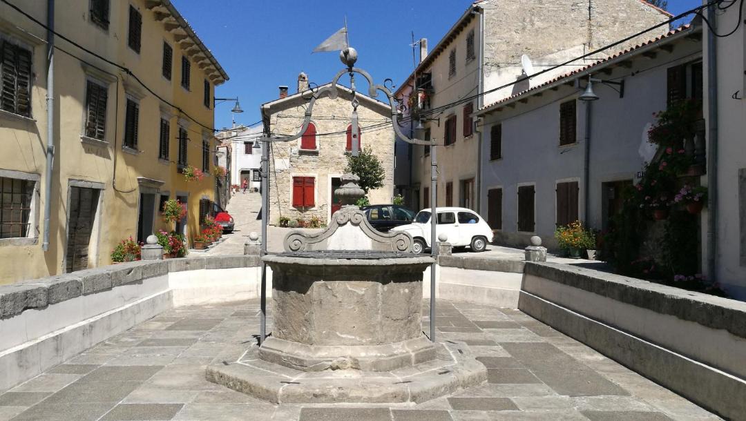 Photo of Buildings in Buzet
