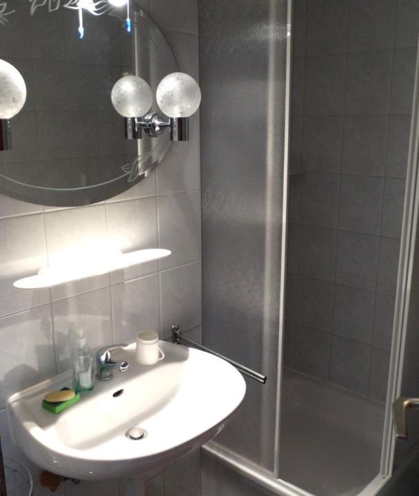 Photo of Bathroom in Tice