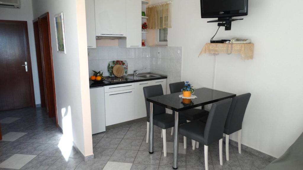 Photo of Kitchen in Tice