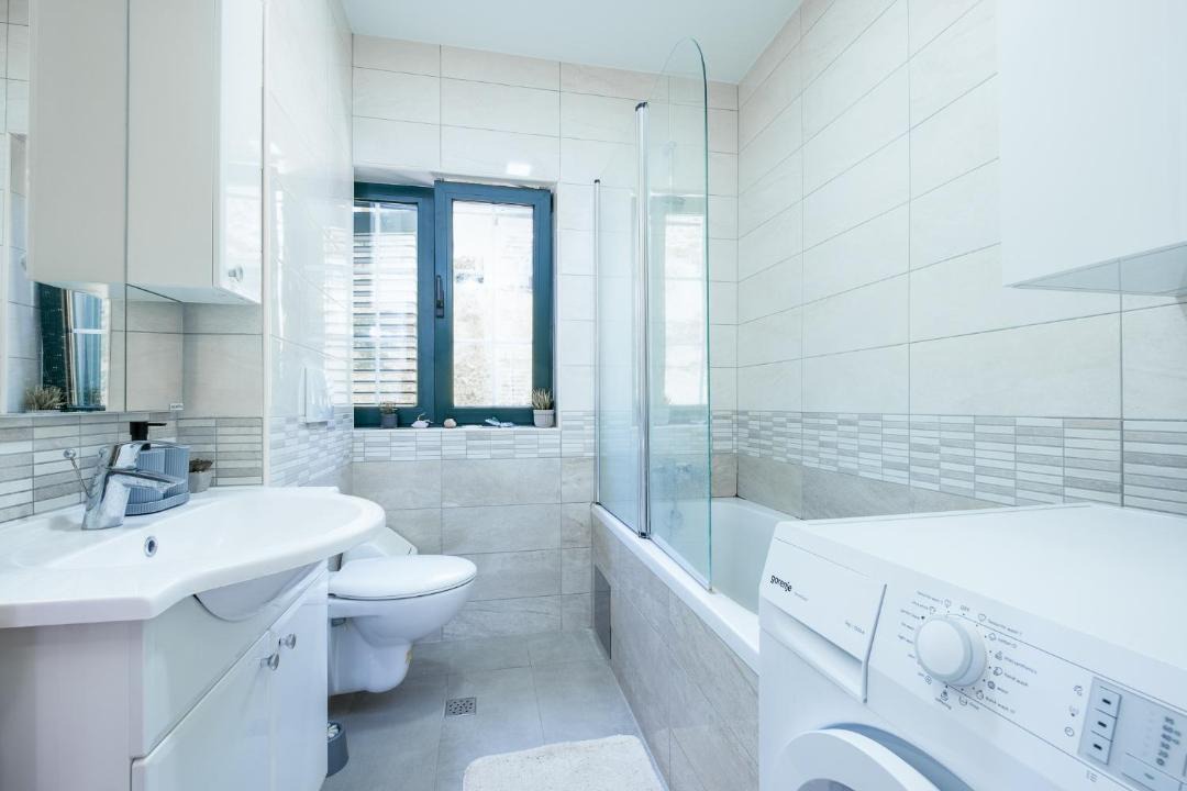 Photo of Bathroom in Lobor