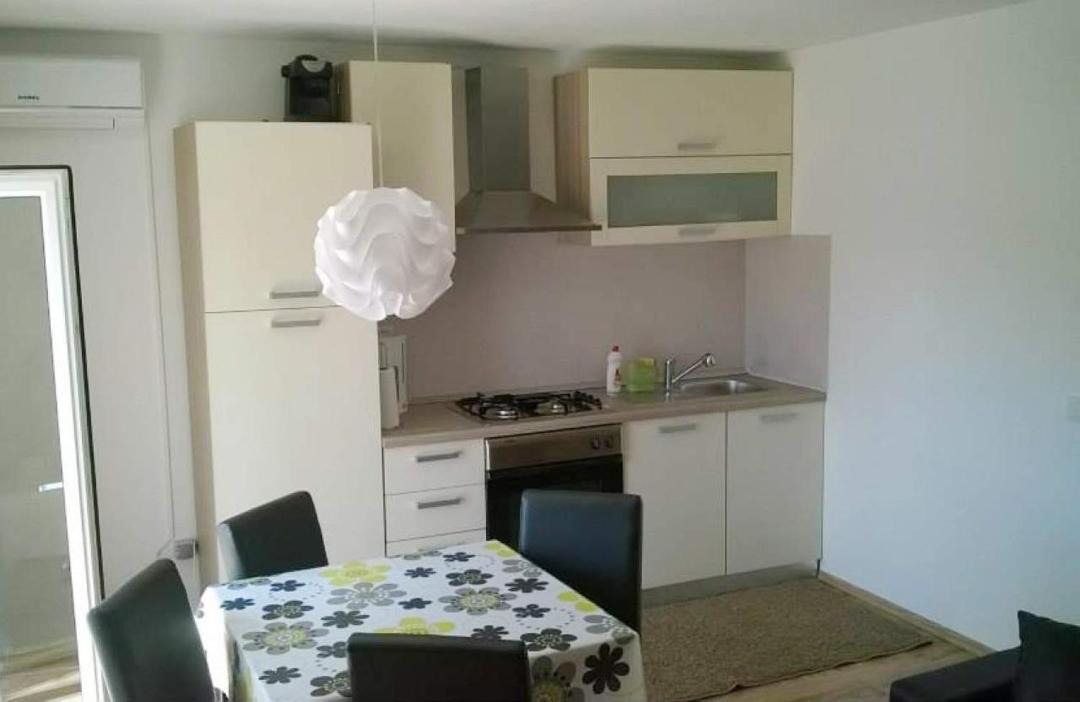 Photo of Kitchen in Banjole