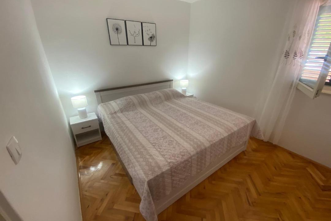 Photo of Bedroom in Trget
