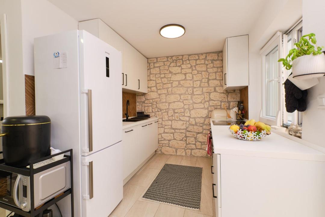 Photo of Kitchen in Cove Murtar