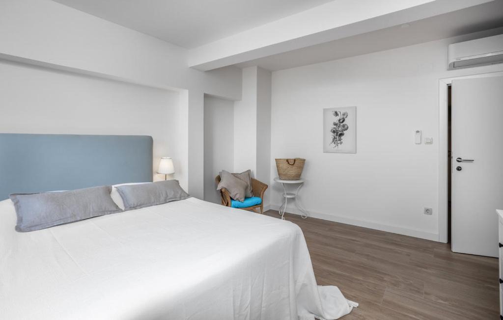 Photo of Bedroom in Barbat na Rabu