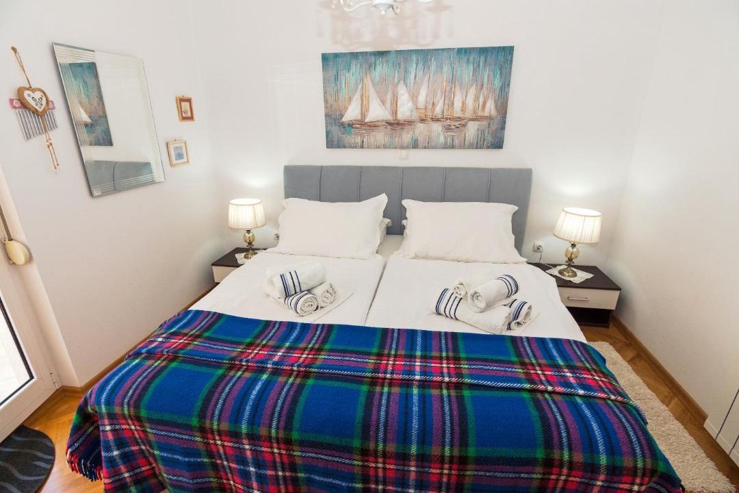 Photo of Bedroom in Varos