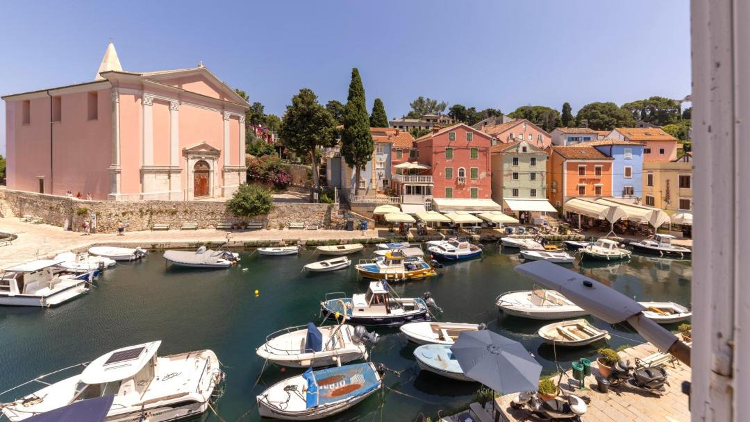 Photo of Buildings in Veli Losinj