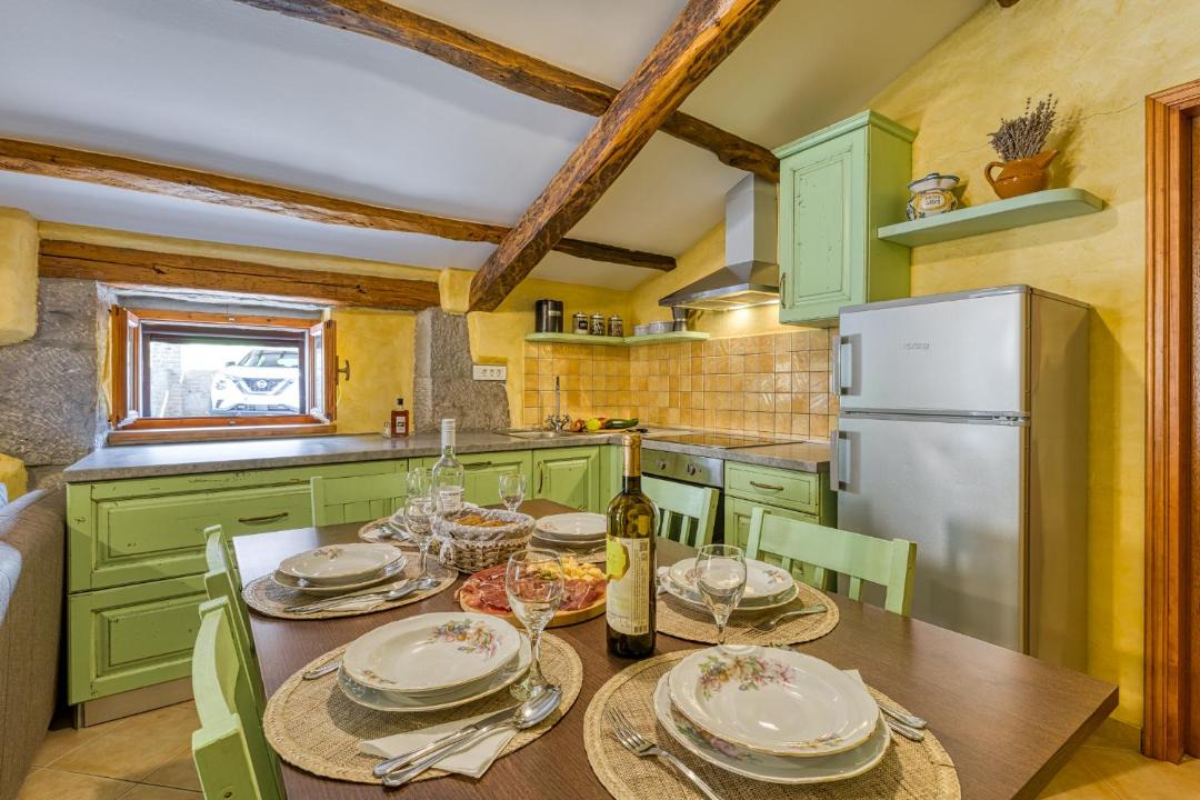 Photo of Kitchen in Grabri