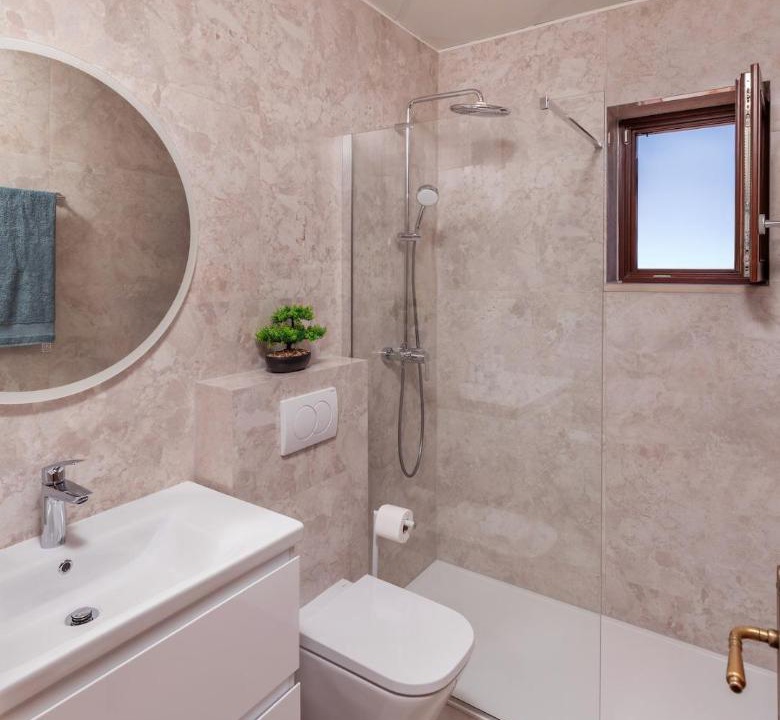 Photo of Bathroom in Zavrelje